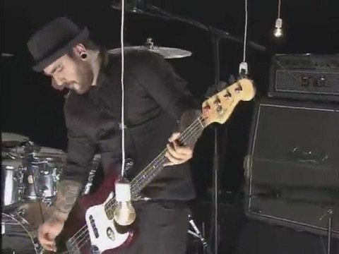 Easyway: «The Viewer» (MTV Brand:New Tapete)