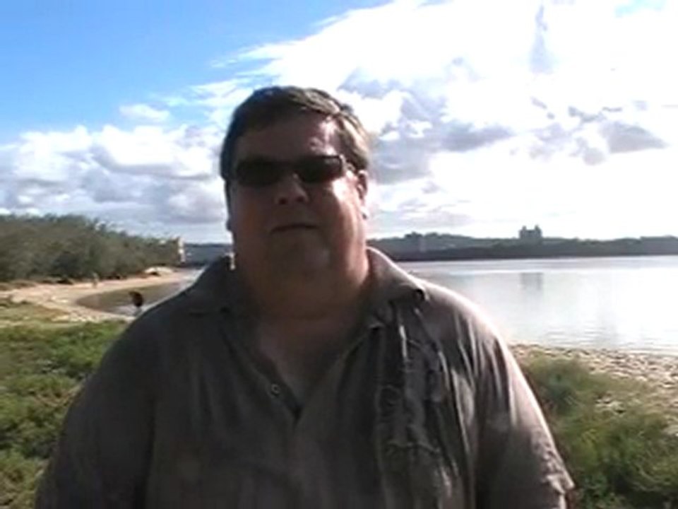 Phil Hayes - Network Marketing Success - Leadership Doesn't