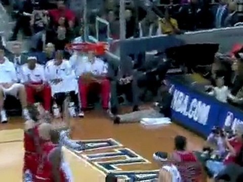 Josh Smith (18 points, 14 rebounds, 10 assists) recorded his