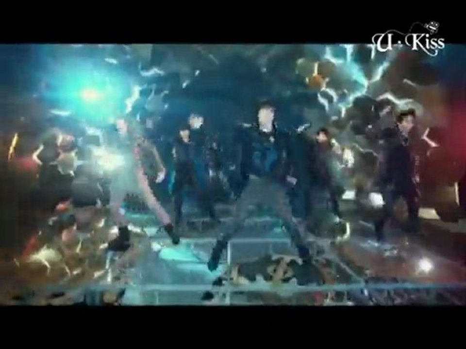 U-Kiss (유키스) - 빙글빙글 (Bingeul Bingeul) (1st clean ver. MV) HQ
