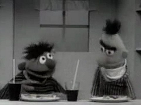 Vila Sésamo - Ênio e Beto (Quem tem mais Pizza?)