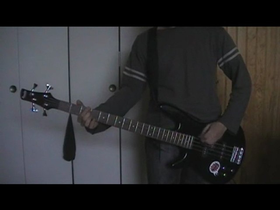The offspring - You're gonna go far kid (bass cover)