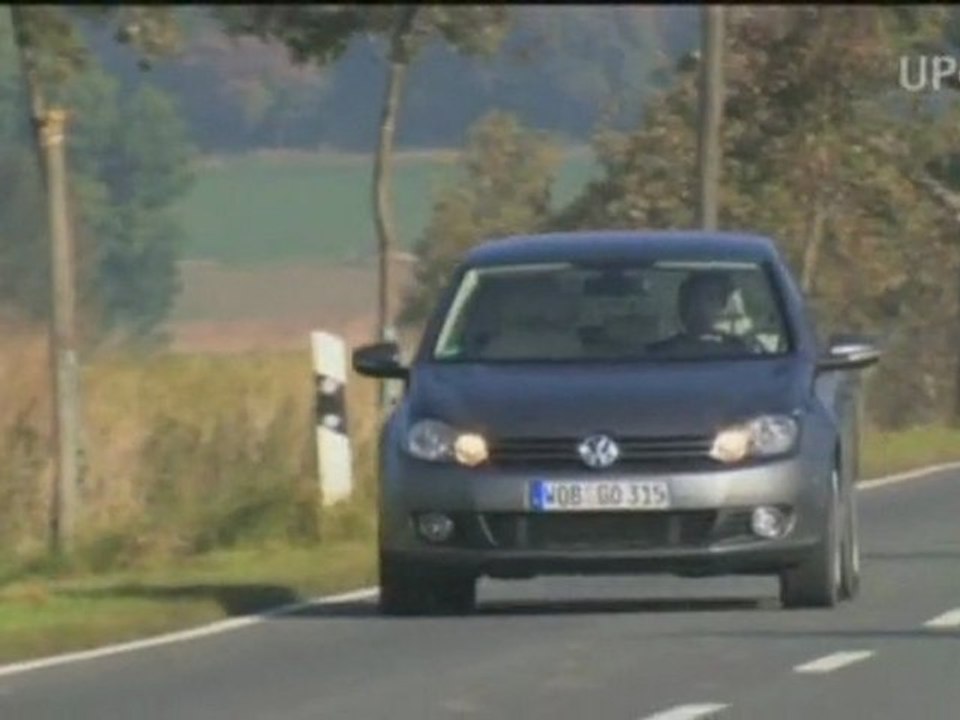 UP-TV The Golf is the Safest Car 2009 (EN)