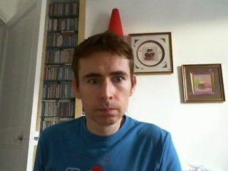 Wiwi égratigne "Double enfance"