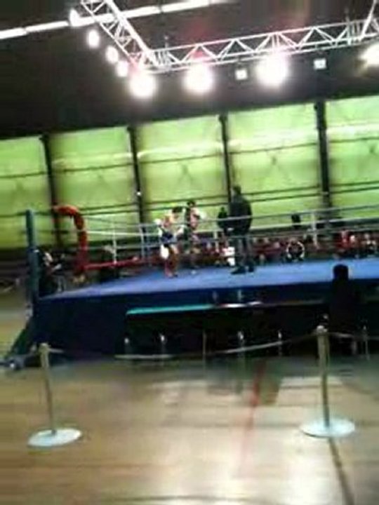 Combat de Jeff Muay Thai, interclub a St-ouen(2eme round)