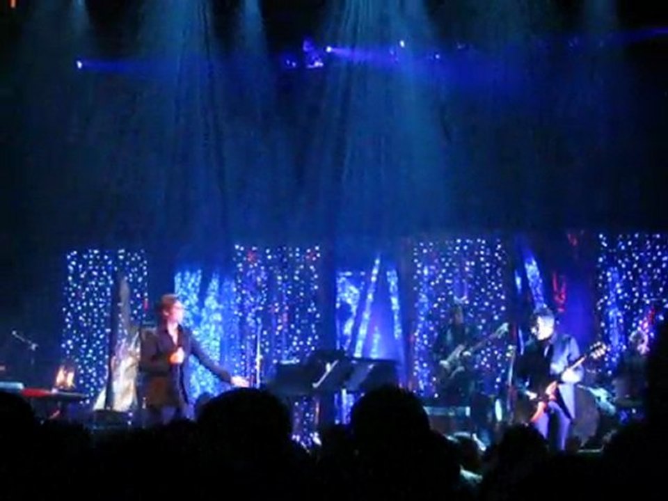 Benjamin Biolay au Casino de Paris 2010