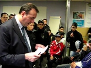 Réception au magasin Carrefour de Sens-Maillot