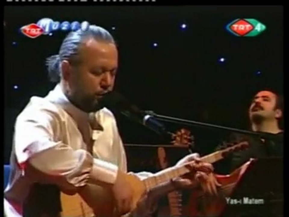 FERHAT DURMUŞ-İLAHİ DOSTUN BAĞINA GİRMEK DİLER CAN BÜLBÜLÜ