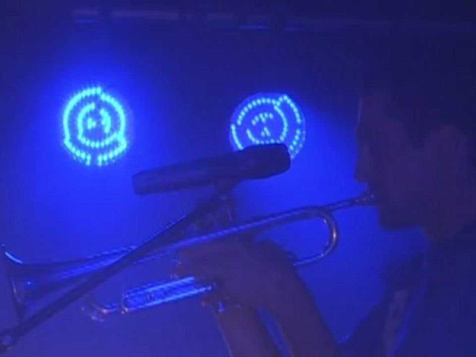 LE PEUPLE DE L'HERBE "Mission" Live à la Niche