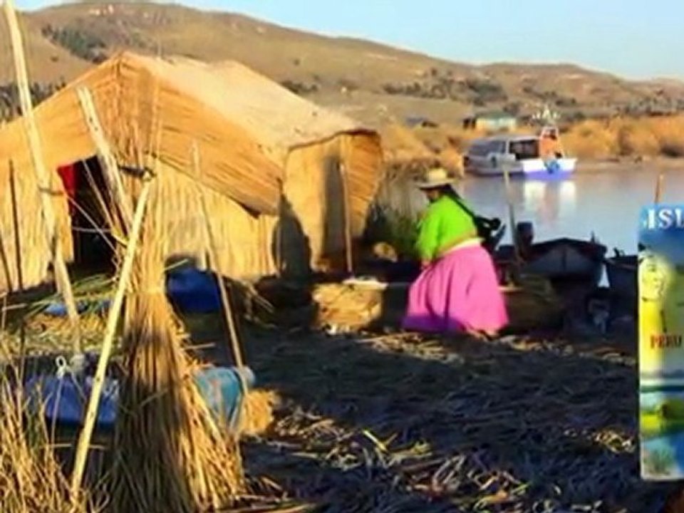 Titicacasee Schwimmende Inseln