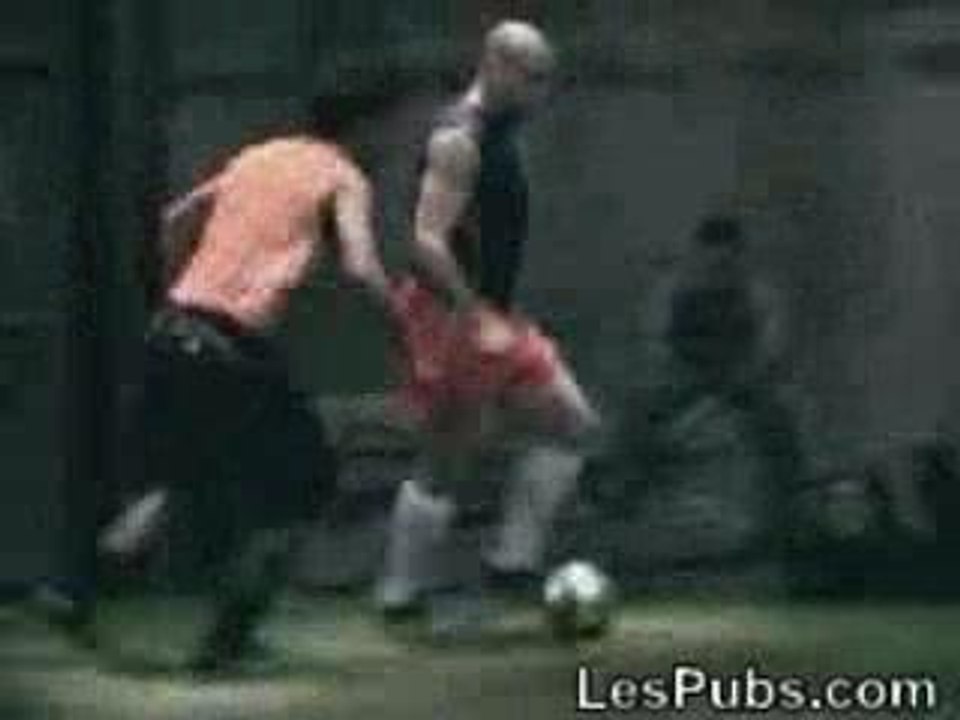 pub Nike bienvenue dans la cage