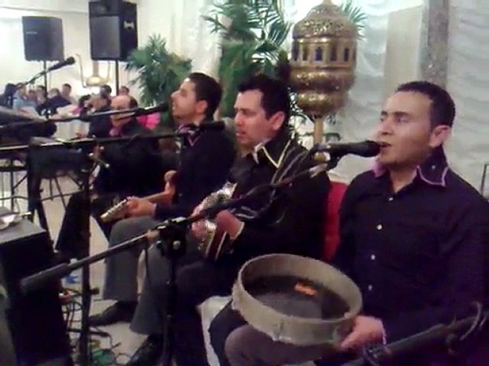 Orchestra salam dans un mariage au buafle avec  raiss said
