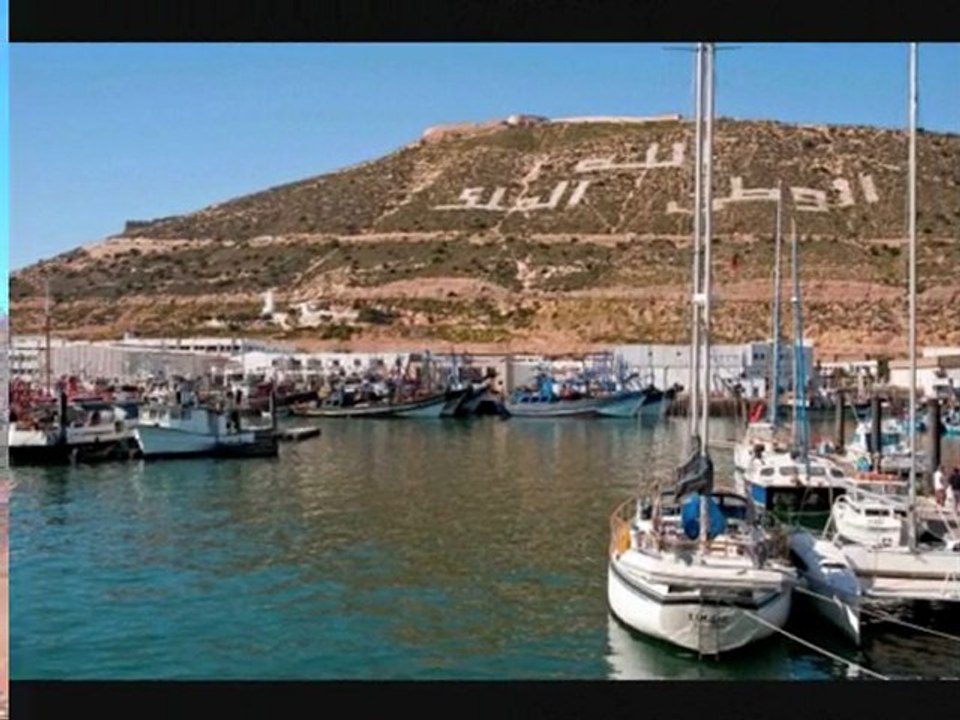 tiznit , agadir et tafraout sur une musique de daoudi