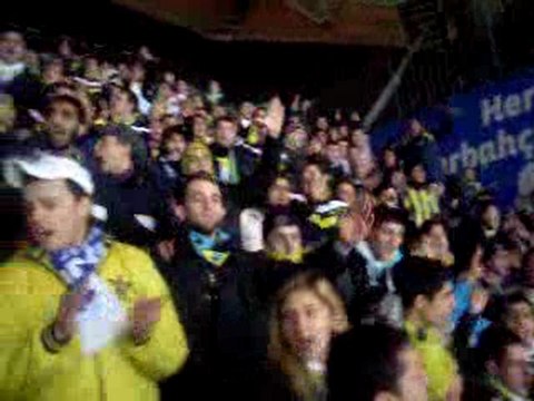 Bizim için saldır Kanarya..