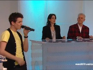 "Dis moi" des BB Brunes chanté Adrien