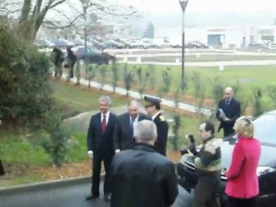visite du president du senat a l hopital de beauvais