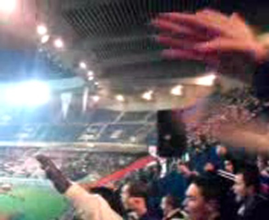 PSG - Lorient : Echange virage Auteuil & Kop Of Boulogne