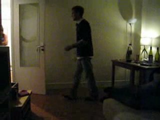 Le moonwalk revisité par papa Kub