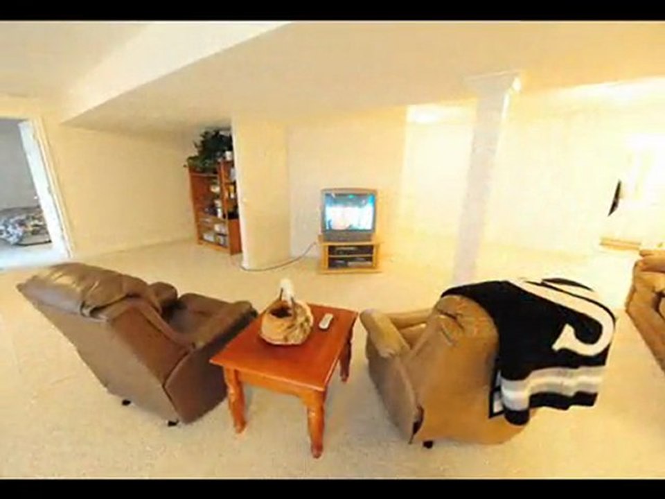 632 ASHBOURNE DR