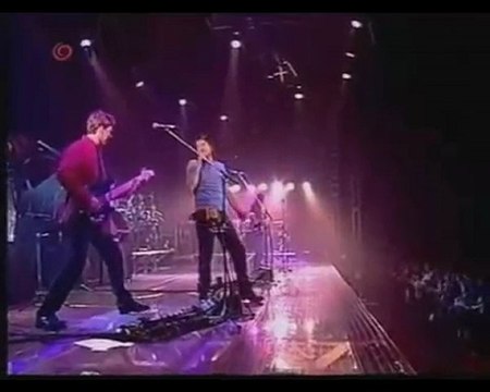 Genesis - Invisible Touch (Live)