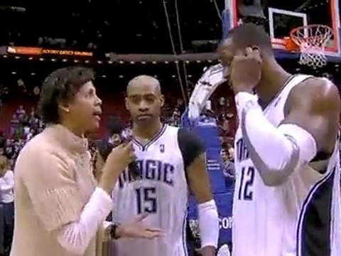Cheryl Miller talks with Vince Carter and Dwight Howard foll
