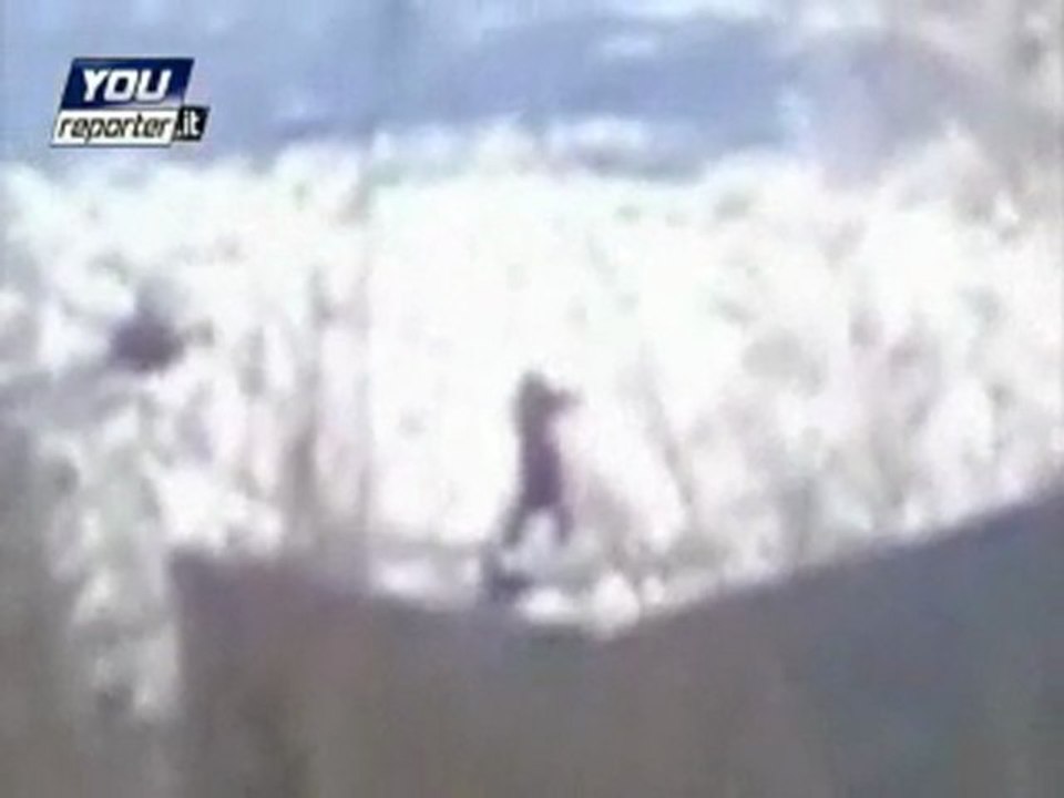 Valanga provocata da snowborder