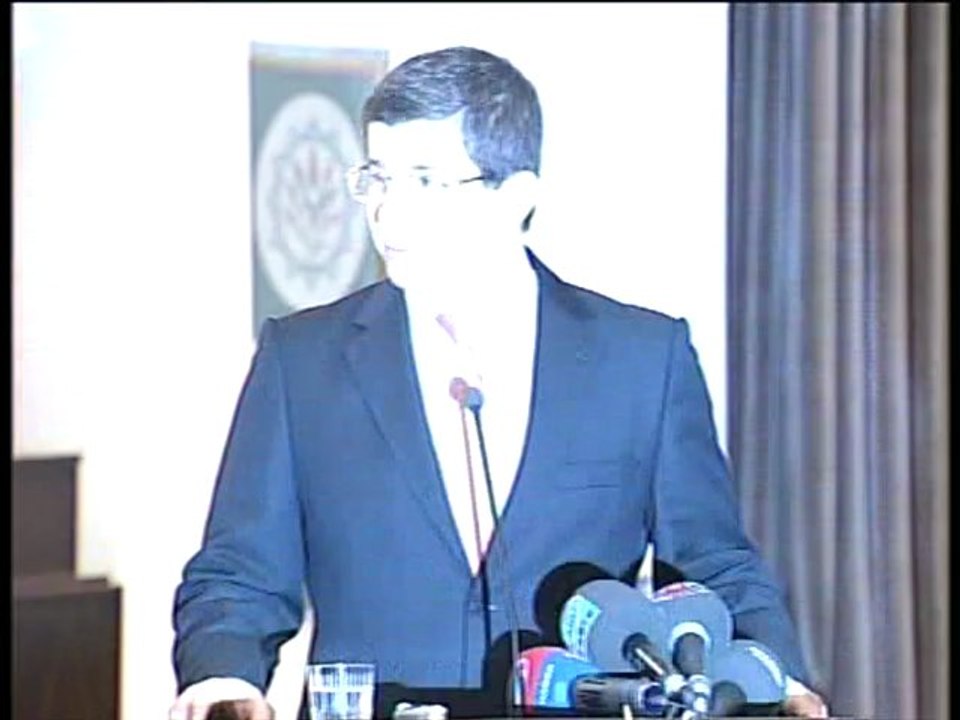 Davutoğlu Gündem İle İlgili Önemli Açıklamalarda Bulundu