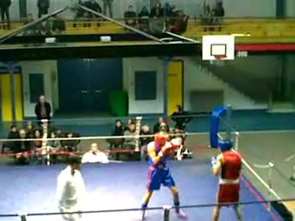 tournoi de boxe fafa demi-finale 1er round