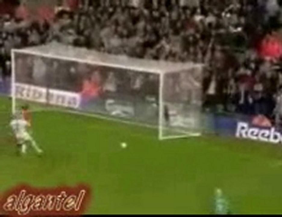 اكتر هدف يلفت الانتباه