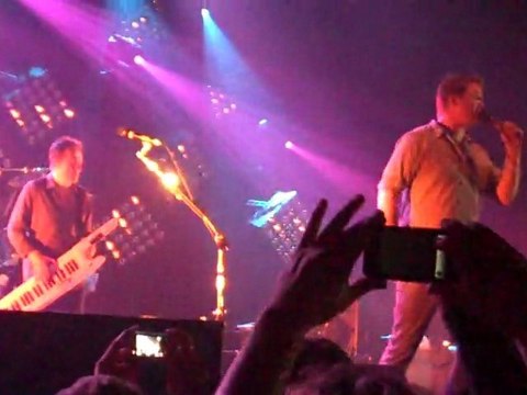 Them Crooked Vultures