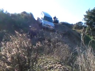 claudius se fait une petite descente.