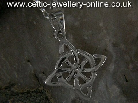 Celtic Necklace Sterling Silver DWA381