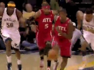 Joe Johnson and Marvin Williams run the break which results