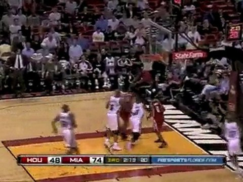 Dwyane Wade stops the Rockets break attempt with a huge bloc