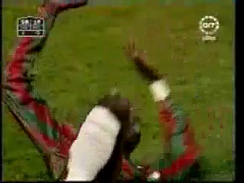 Broken legg on soccer field Horror accident