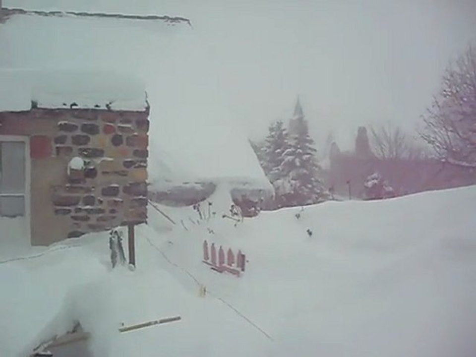 Burle dans le village des Estables le 11 Février 2010