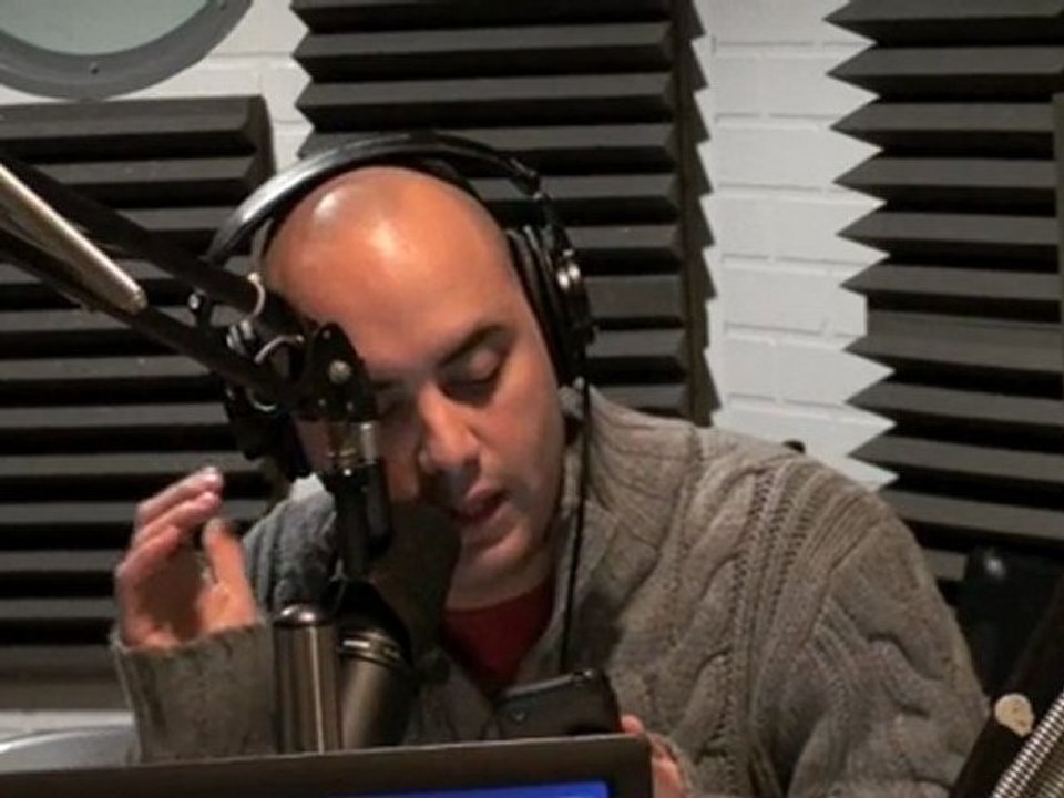 "Commandeur Replay" sur Ouï Fm n°119 11.02.2010