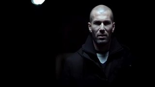 Pub Zidane - Cracks