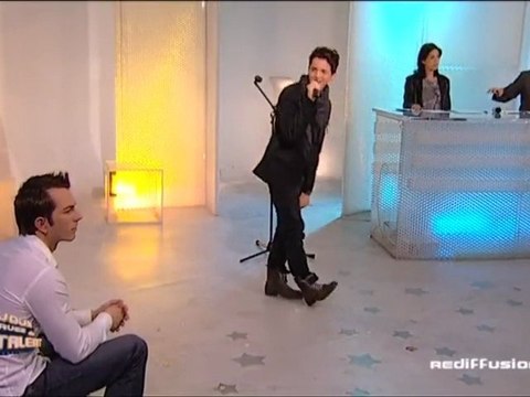 Billie Jean de Michael Jackson chanté par Adrien sur IDF1