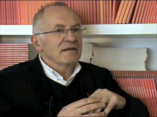 Pourquoi donner la priorite au modèle des places ? F. Dubet