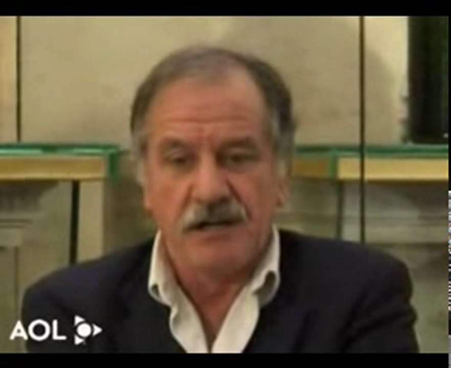 Mamère balance sur Sarkozy et refuse de s'exprimer sur la FM