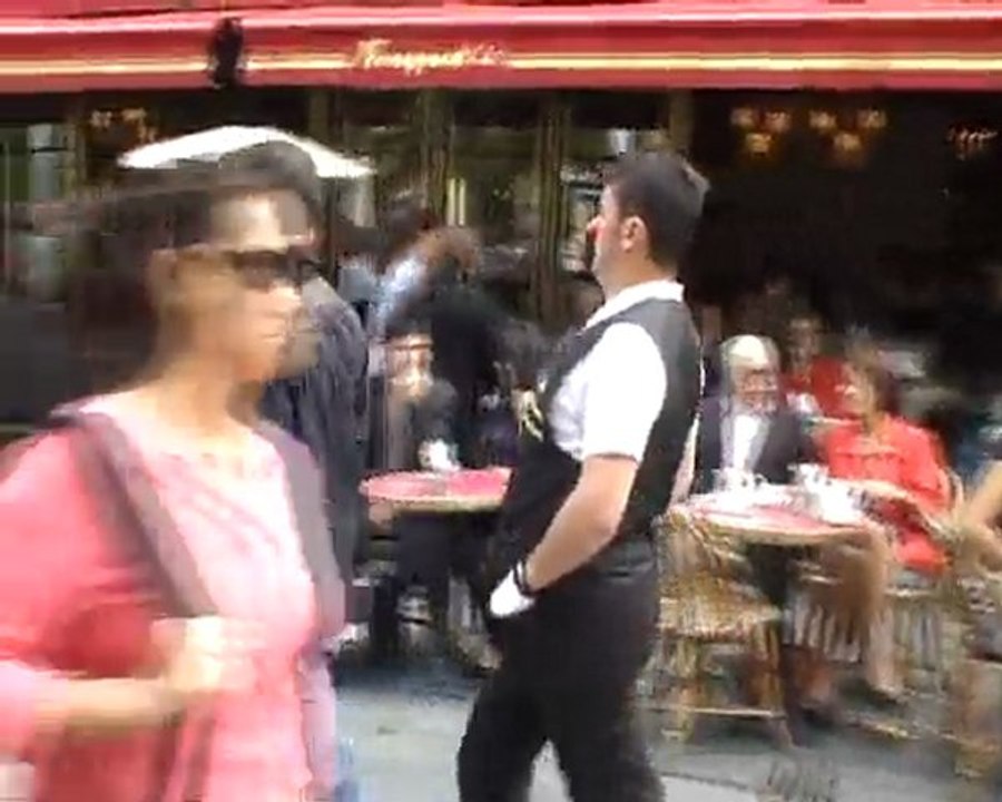 Sylvio Bolinio  c etais le suiveur des Champs Elysee