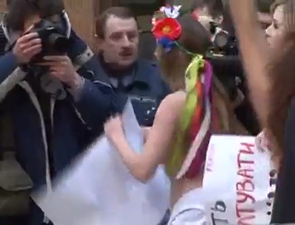 Manifestation de femmes nues en Ukraine