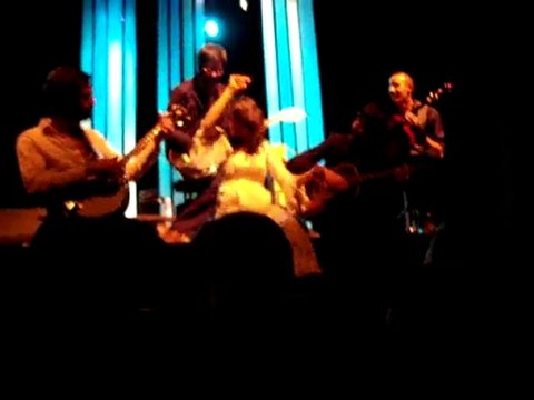 Emily Loizeau 10/02/2010 MOUSCRON Sweet dreams