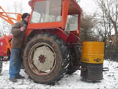 Tracteur D30 avec fourche