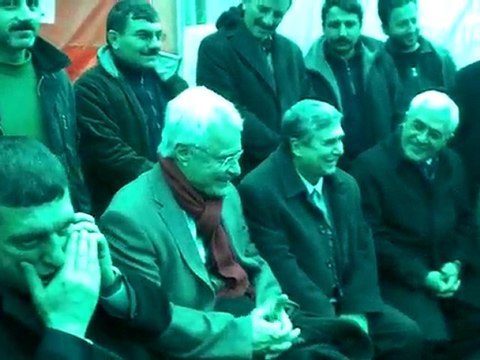 AMASYA MİLLETVEKİLİ HÜSEYİN ÜNSAL TEKEL İŞÇİSİNİ ZİYARET ETT