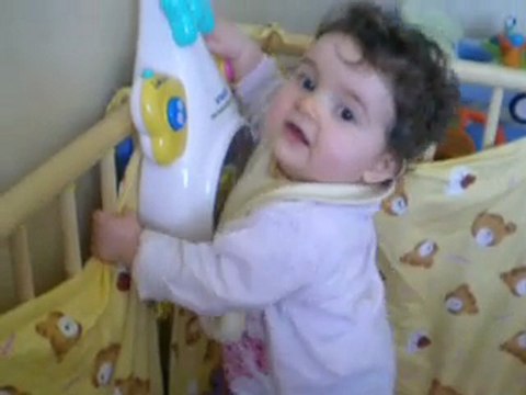 Fou rire Lyzéa 12 02 10