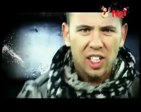 Berksan - Bi Seyler Oluyor _ YENI KLIP _ 2010