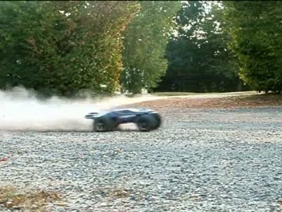 Traxxas E-Revo Brushless Novak