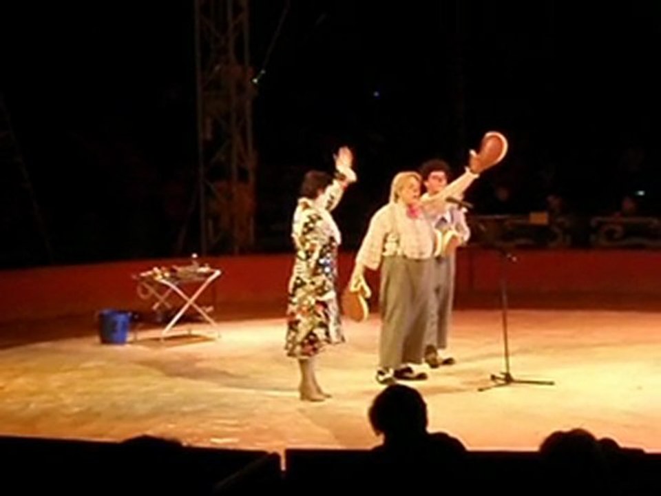 12-02-2010: Cirque, la boxe des clowns...